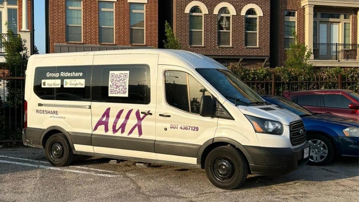 Best Group Transportation in Dallas | Aux Rideshare