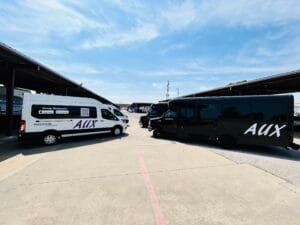 Luxury-Group-Van-and-Bus-Dallas