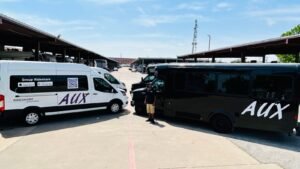 Spacious-Group-Van-and-Bus-Dallas